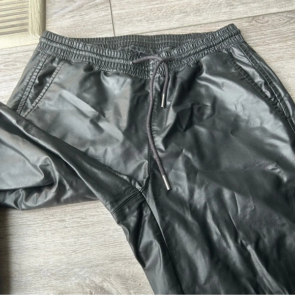 Zara  Faux Leather Relaxed Fit Jogger Pants - Picture 3 of 13